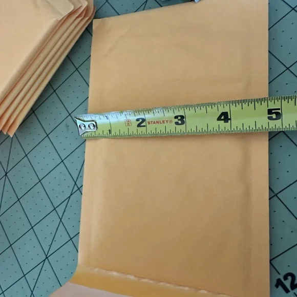 Lot bundle of 35 small padded envelopes New - Picture 3 of 5